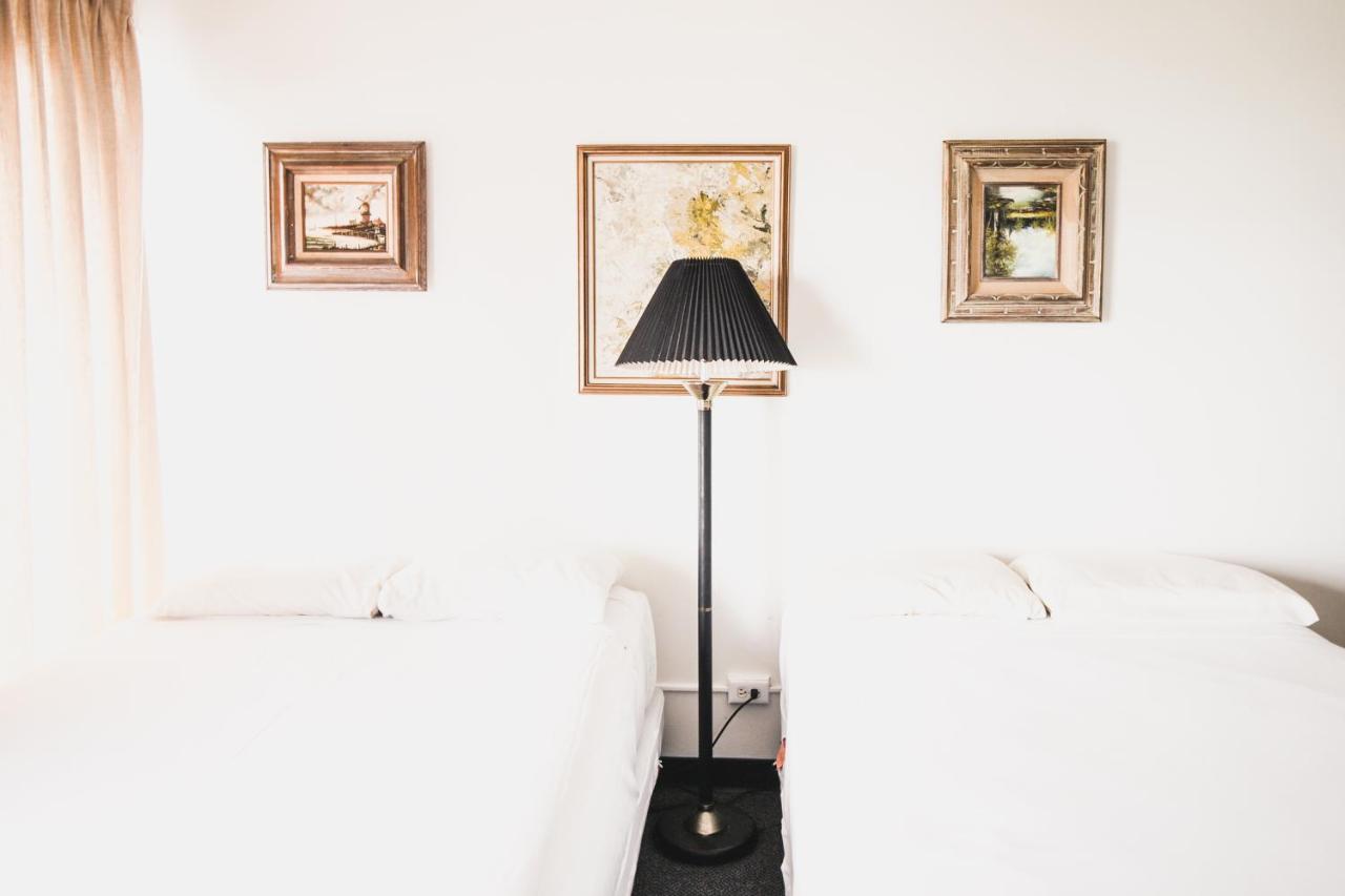 รอยัล โกรฟ ไวกีกิ Hotel โฮโนลูลู ภายนอก รูปภาพ