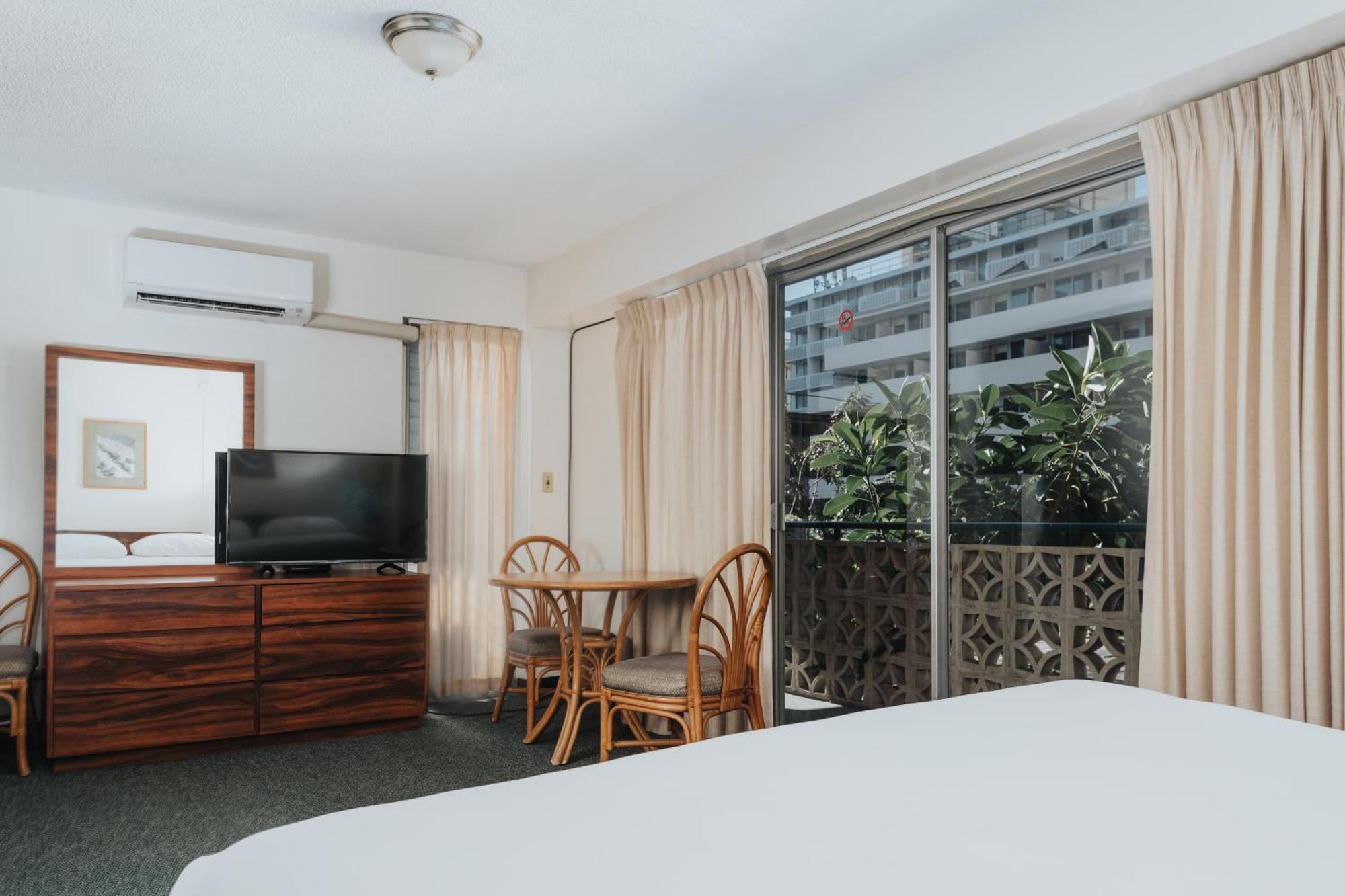 รอยัล โกรฟ ไวกีกิ Hotel โฮโนลูลู ภายนอก รูปภาพ